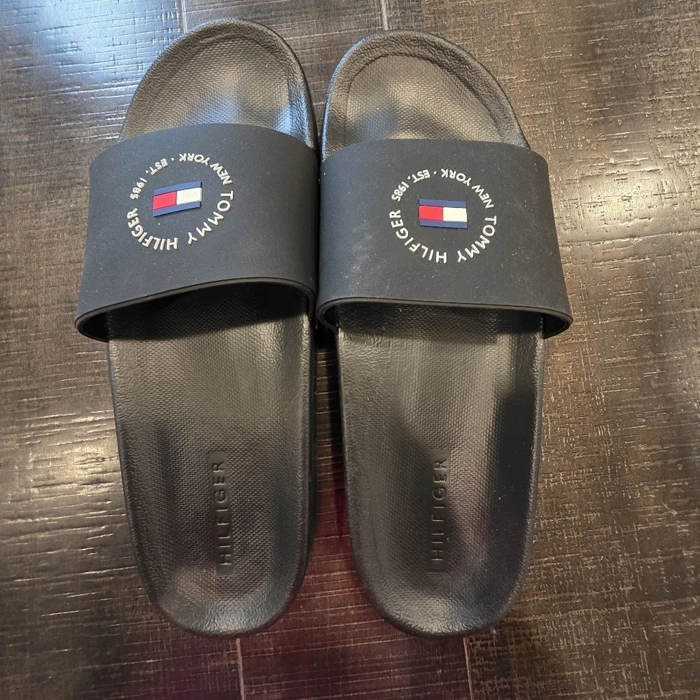 Tommy Hilfiger slides